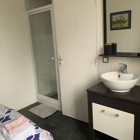 Les Acanthes 2ch Centre Апартаменты *